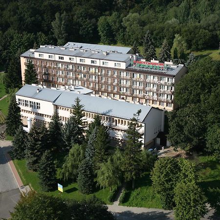 Hotel Kzzg W Polsce, Gornicze Sanatorium Zwiazkowe "Gornik" Iwonicz-Zdrój Esterno foto