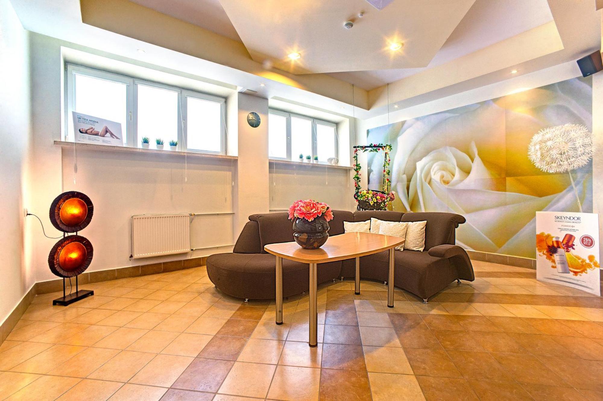 Hotel Kzzg W Polsce, Gornicze Sanatorium Zwiazkowe "Gornik" Iwonicz-Zdrój Esterno foto