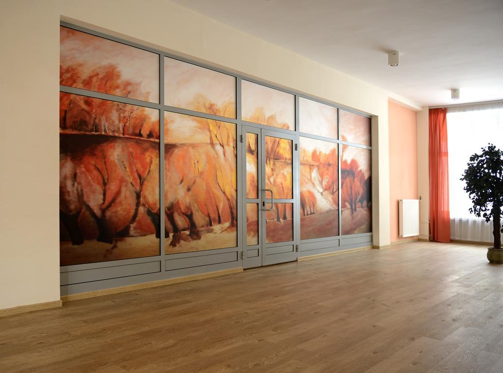 Hotel Kzzg W Polsce, Gornicze Sanatorium Zwiazkowe "Gornik" Iwonicz-Zdrój Esterno foto
