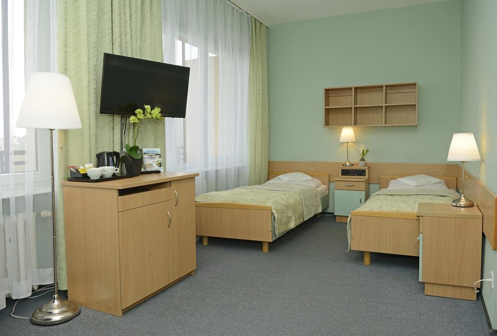 Hotel Kzzg W Polsce, Gornicze Sanatorium Zwiazkowe "Gornik" Iwonicz-Zdrój Camera foto