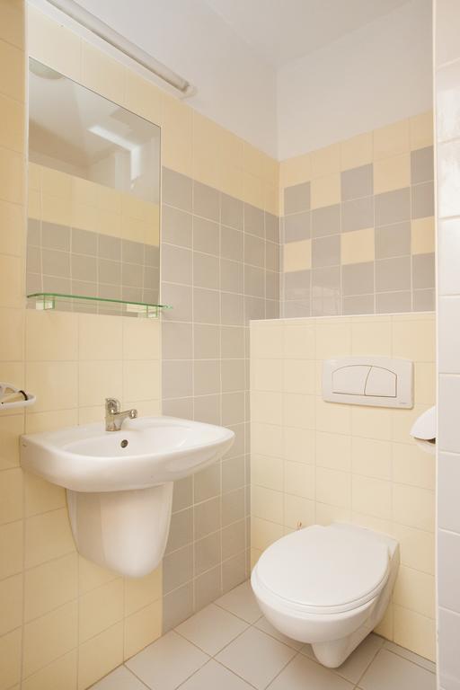 Hotel Kzzg W Polsce, Gornicze Sanatorium Zwiazkowe "Gornik" Iwonicz-Zdrój Camera foto
